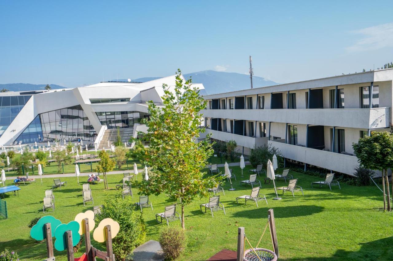 Appartementhaus Karawankenhof فيلاخ المظهر الخارجي الصورة